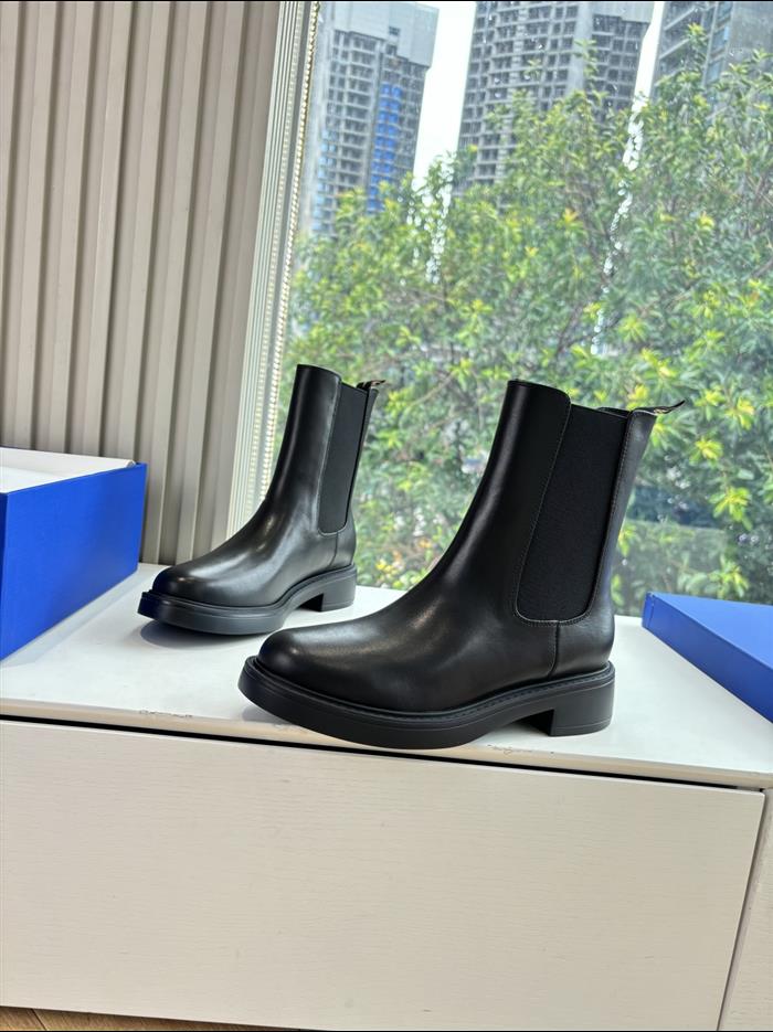 20251128172426231 370